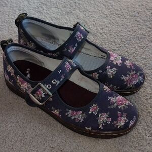 Dr. Martens Floral Carnaby Mary Jane Shoes 9
